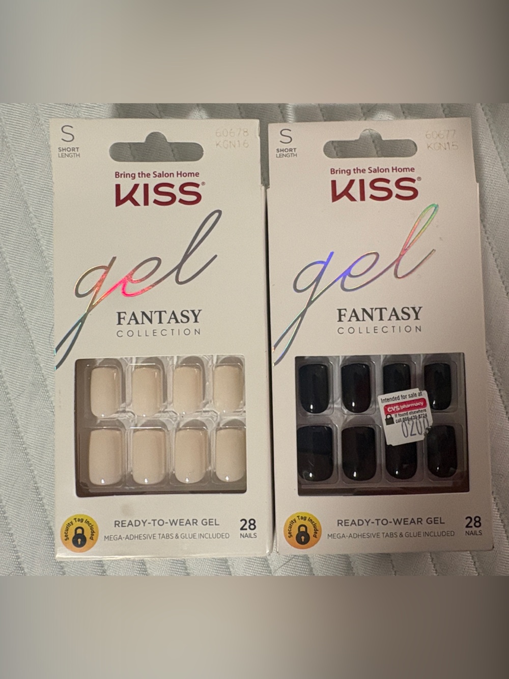 Kiss Gel Fantasy Nails - black and cream in short